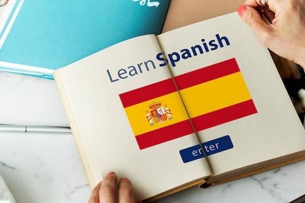 موسسه کاریابی خارجی؛ اهمیت زبان اسپانیایی برای کار در اسپانیا