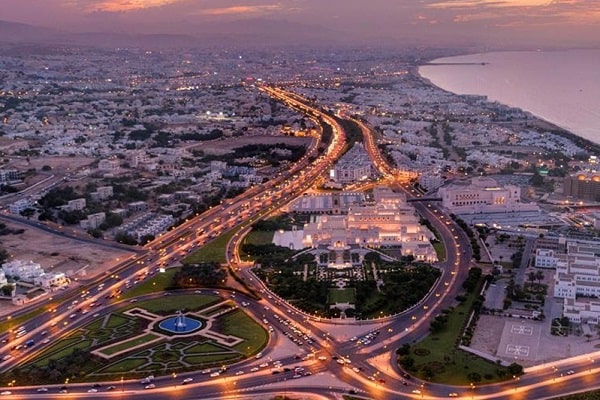 اقامت عمان؛ جمعیت عمان