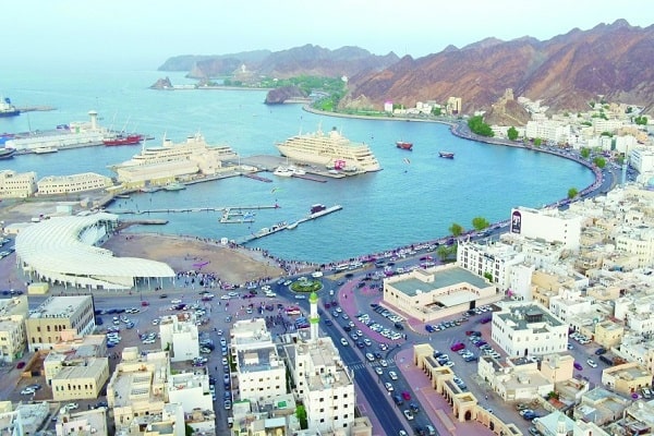 کشور عمان برای کار؛ آینده اقتصادی و شغلی مهاجران