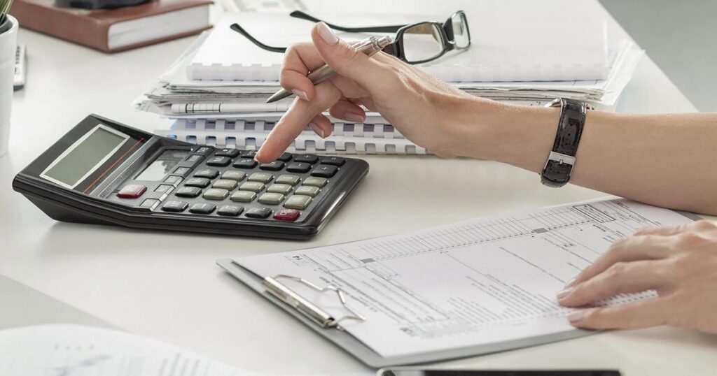 اجرای قانون مالیات تکمیلی در عمان