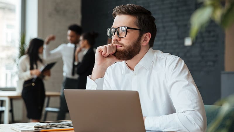 مهاجرت کاری به عمان؛  آینده مشاغل عمان