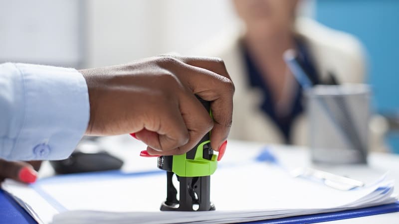 مهاجرت کاری به عمان؛ شرایط ویژه کاریابی در عمان