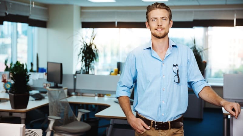 فرم درخواست کار در عمان؛ اقامت دائم عمان به عنوان نیروی کار