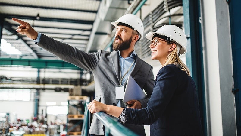 شرایط اخذ ویزای کار عمان برای ایرانیان ؛ جذب نیروهای متخصص در عمان